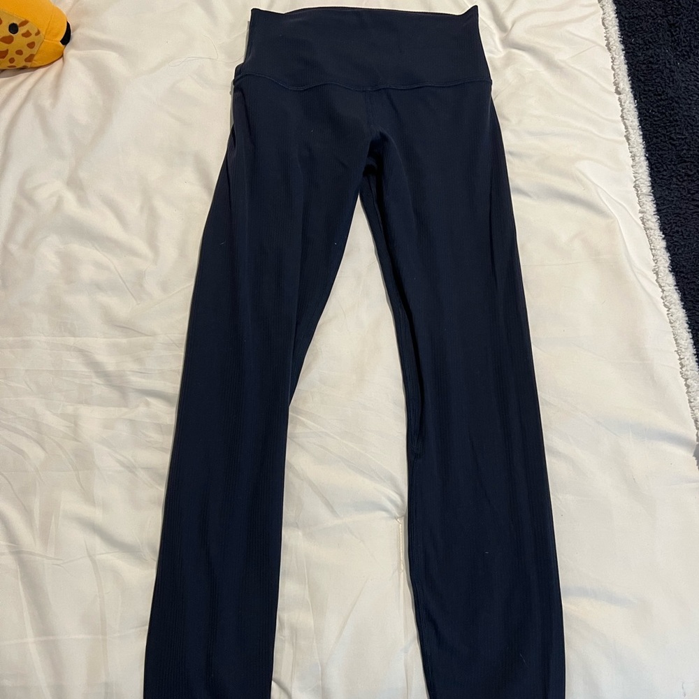 Lululemon ribbed align leggings 25’ worn twice